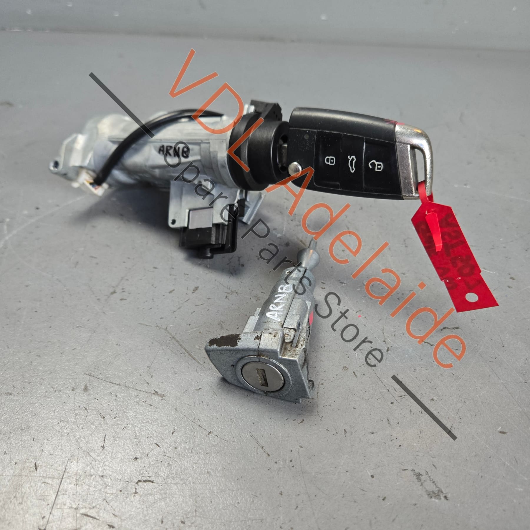 1K0905851B 107837168CL   VW Golf Mk7 Steering Lock & Drivers Door Manual Lock Cylinder for RHD with Key 1K0905851B