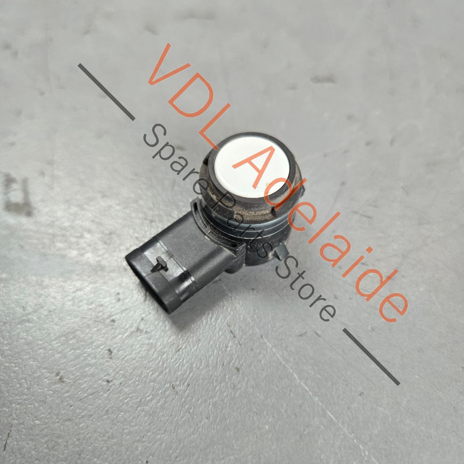 5Q0919275B    VW Audi Parking Sensor 5Q0919275B Pure White 0Q0Q C9A