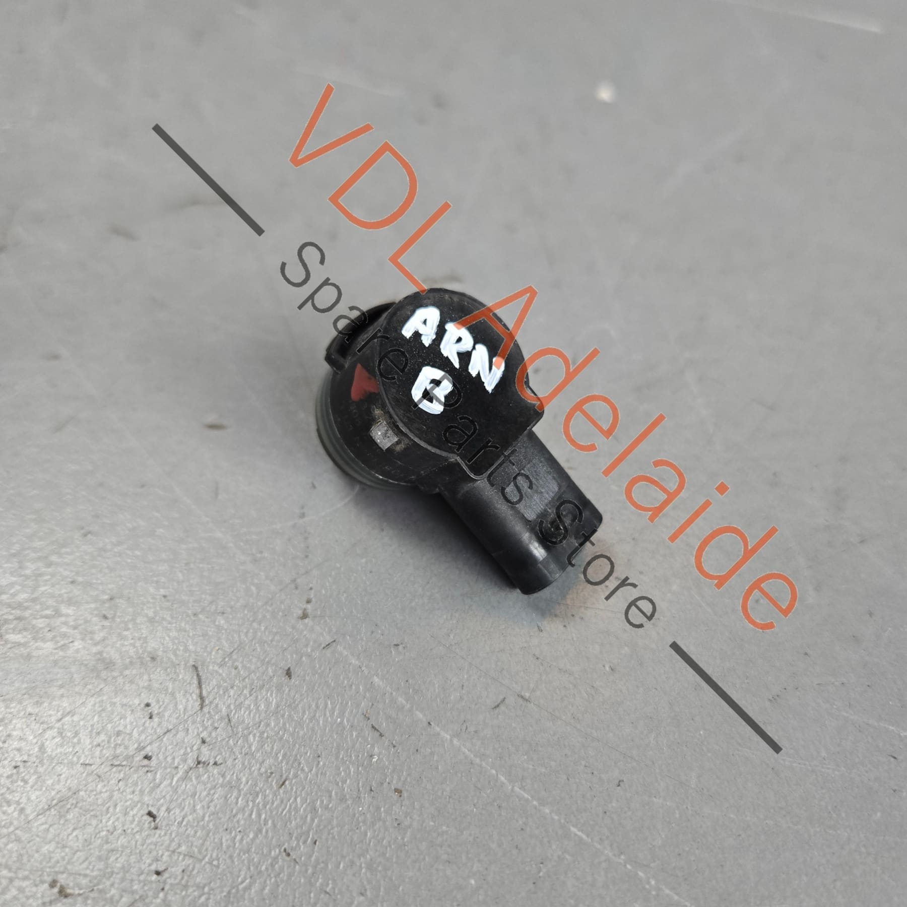 5Q0919275B    VW Audi Parking Sensor 5Q0919275B Pure White 0Q0Q C9A