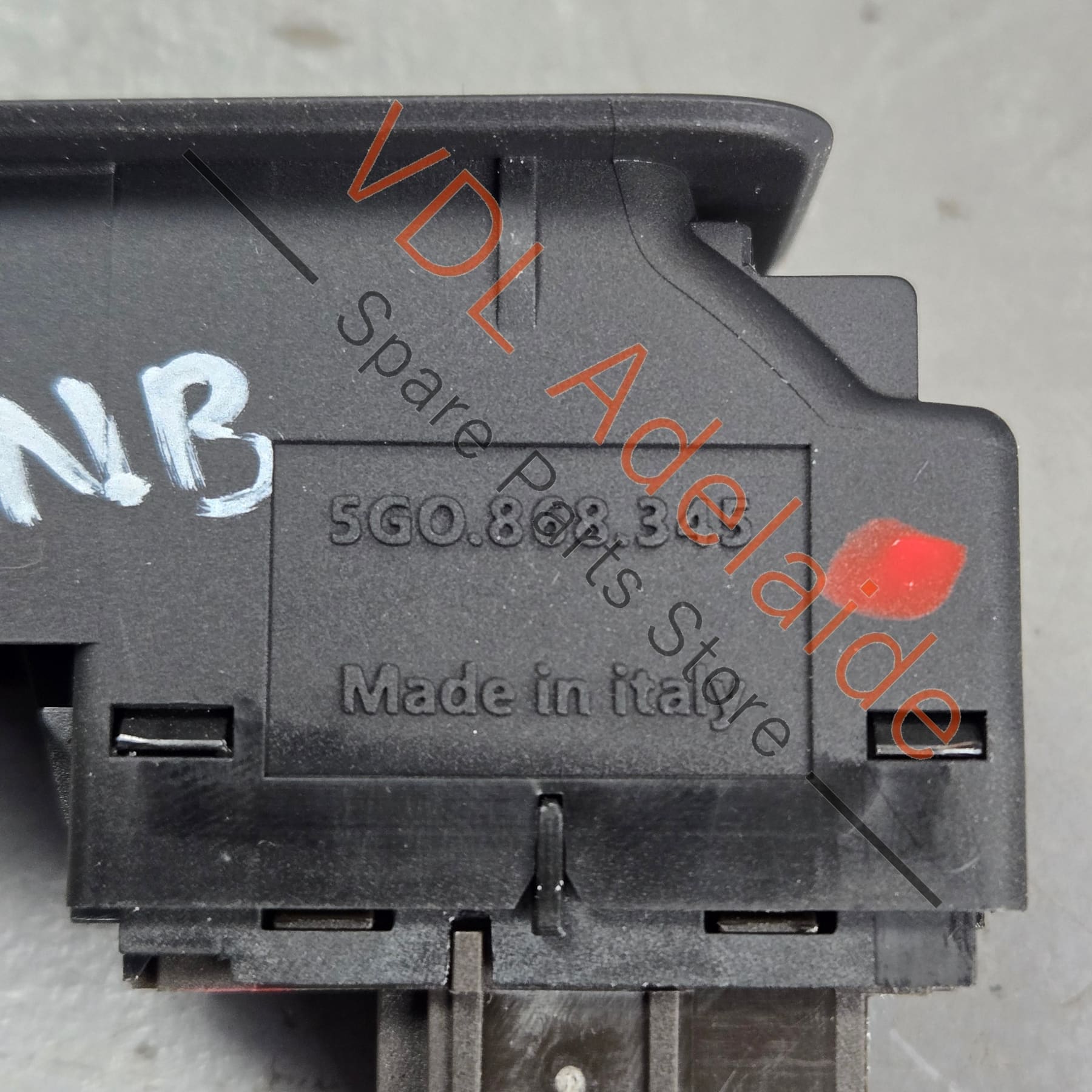 5G0959855J 5G0959855F 5G0868345  VW Golf MK7 Passenger Window Switch 5G0959855J 5G0959855F 5G0868345