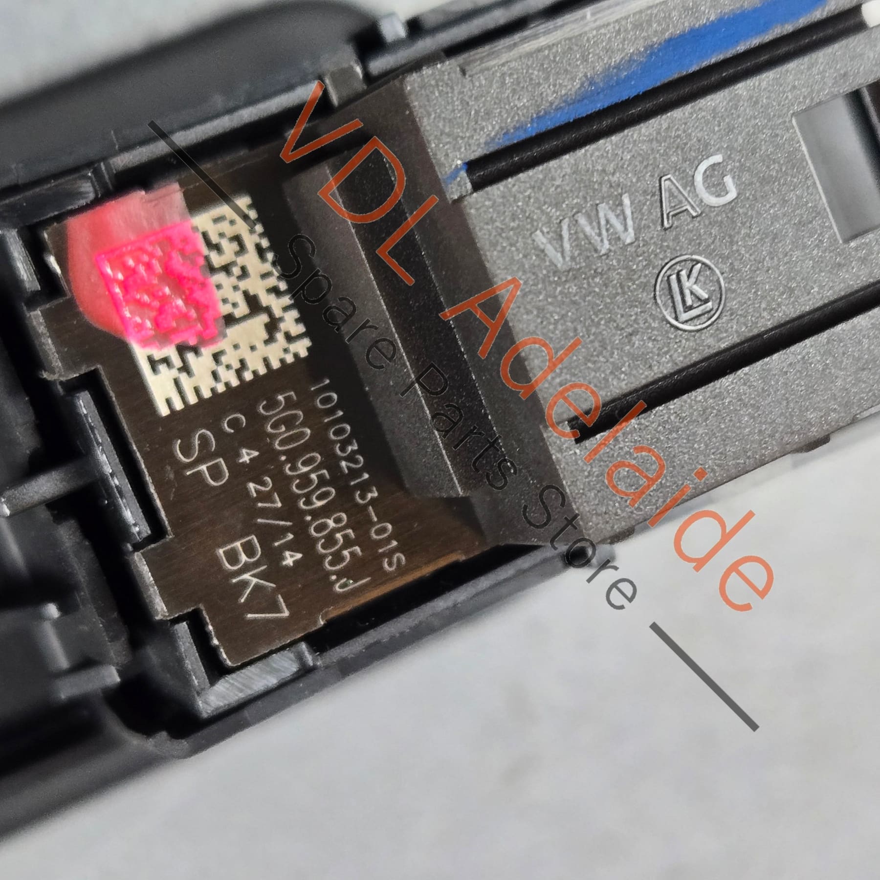 5G0959855J 5G0959855F 5G0868345  VW Golf MK7 Passenger Window Switch 5G0959855J 5G0959855F 5G0868345