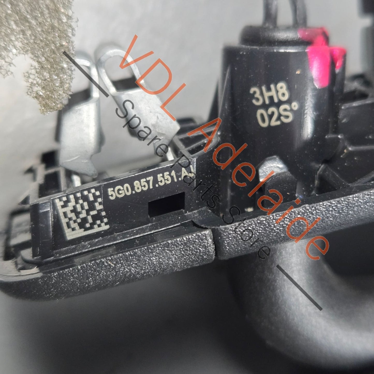 5G0857551AJ    VW Golf Mk7 Black Left Side Sun Visor with Illuminated Mirror & Cover 5G0857551AJ 3H8