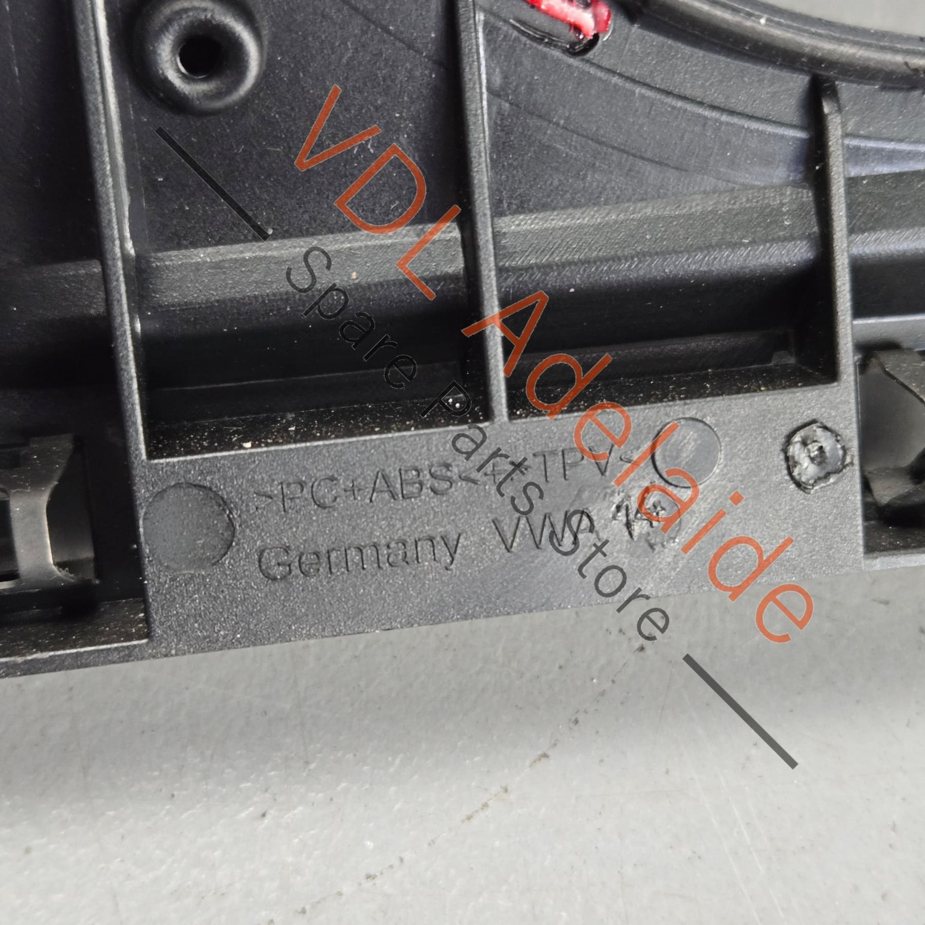 5G0857059S 5G0857189DDA   VW Golf MK7 Dash Combi-Instrument Cluster Trim Surround 5G0857059B 5G0857189 DDA