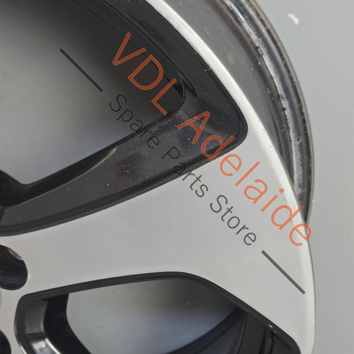 5G0601025ASFZZ    1x VW Golf GTi Mk7 18in x7.5in Alloy Wheel AUSTIN 5G0601025AS #03