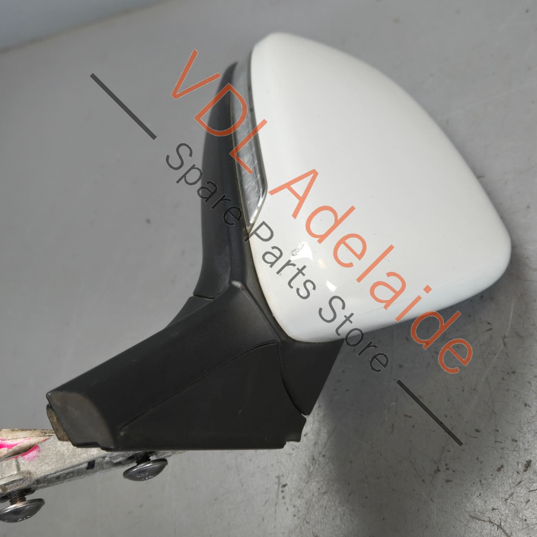 5G2857508AN 5G2857508BJ 5G0857538E  VW Golf MK7 Right Side Wing Mirror Base Housing Cap Pure White 0Q0Q C9A