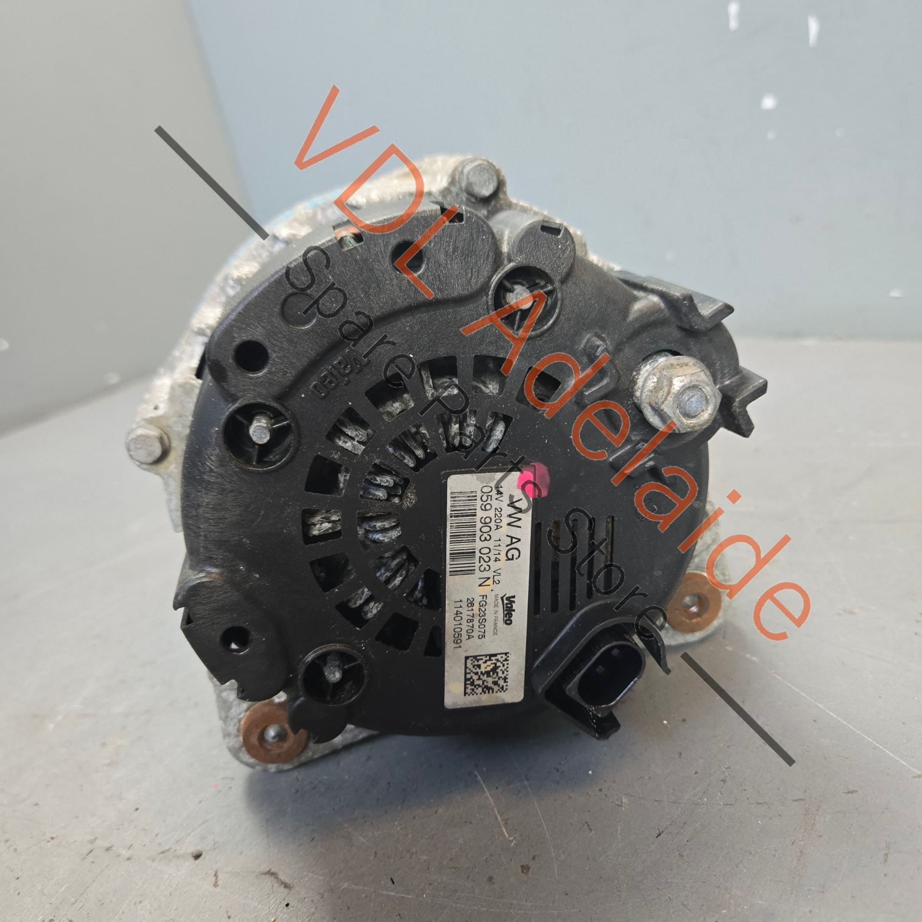 059903023N    VW Touareg 7P Valeo Alternator 14V 220A 059903023N