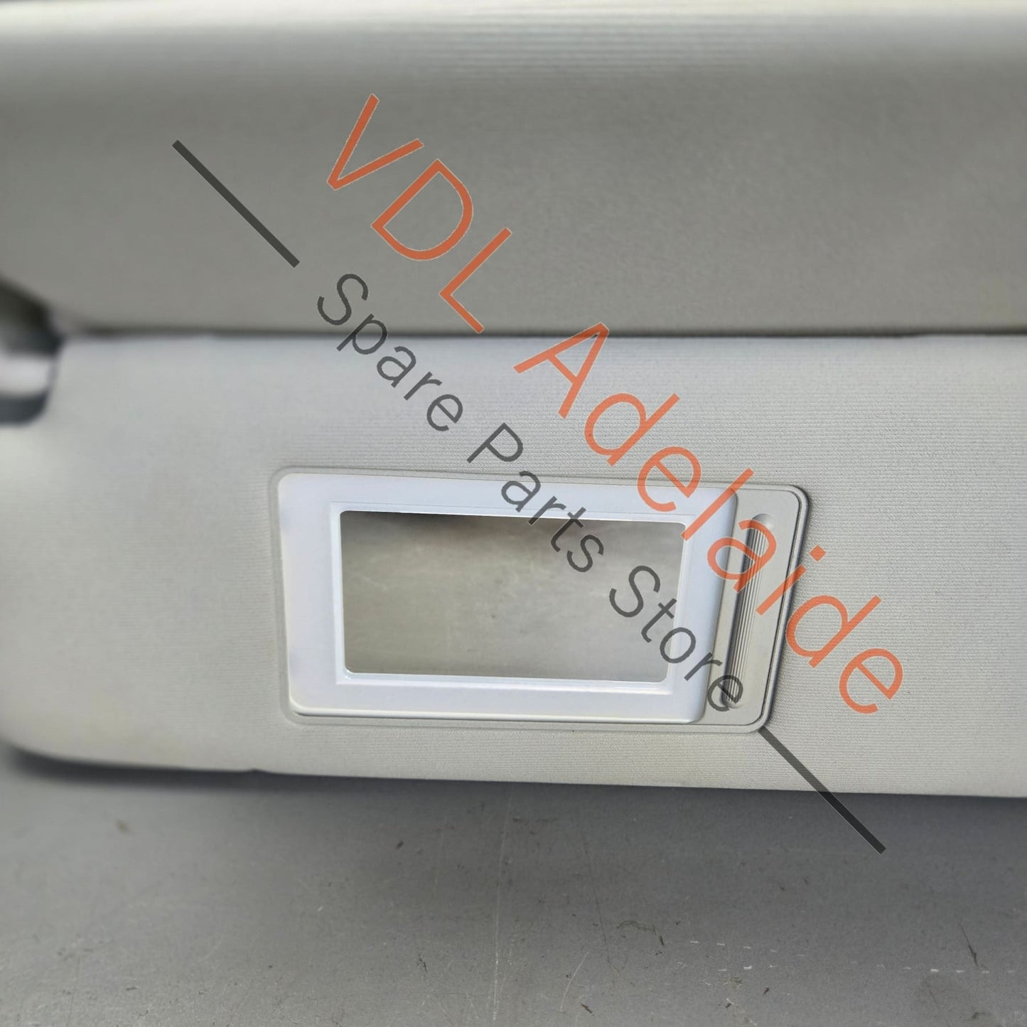 7P0857551D    VW Touareg 7P Left Side Double Sun Visor Pearl Grey 7P0857551D 2F4
