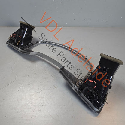 7P2857109BOUM 7P2819727A 7P2819704A 7P2857226BQB4 VW Touareg 7P Trim Surround for Dash Cluster RHD 7P2857109B 7P2857226B Aluminium Matt