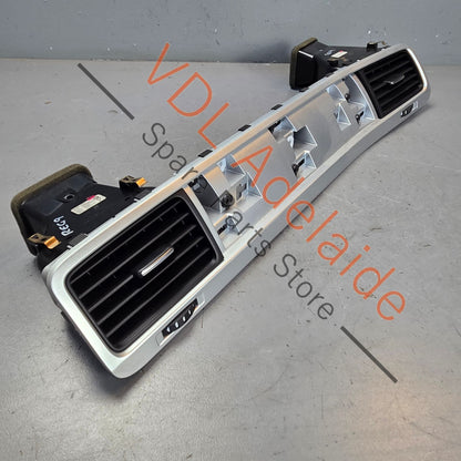 7P2857221AQB4 7P2819728A 7P2819703A 7P2857189AOUM VW Touareg 7P Passenger Dash Insert & Vents RHD 7P2857221A 7P2857189A Aluminium Matt