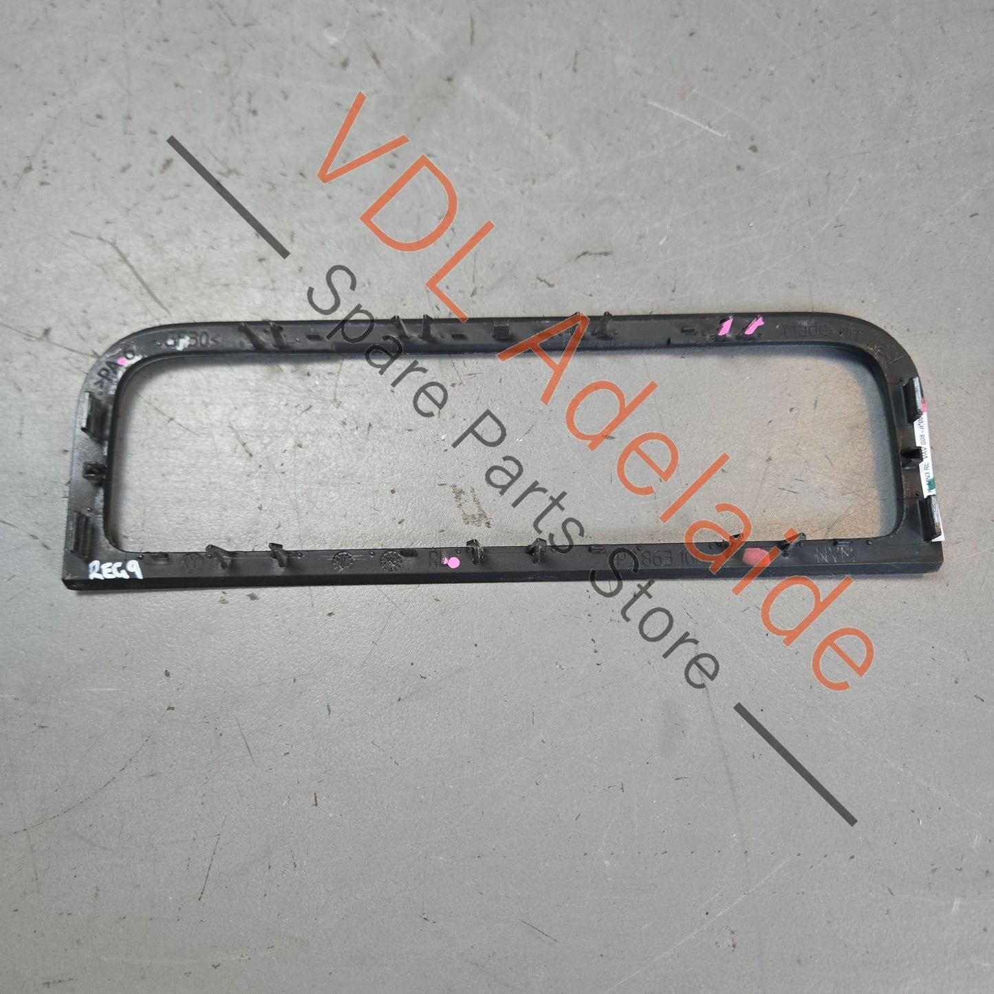 7P2863100CMN3 7P2863100KMN3   VW Touareg 7P A/C Switch Surround Trim 7P2863100K MN3 Vavona Brown Woodgrain RHD