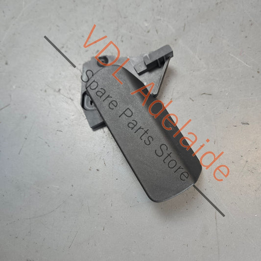 7P0823633A 4L2823533A   VW Touareg 7P Bonnet Release Lever Pull Grip 7P0823633A 4L2823533A