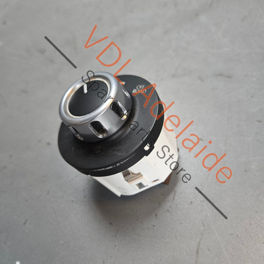 7P6941435D    VW Touareg 7P Switch for Hill Descent Differential Control 7P6941435D