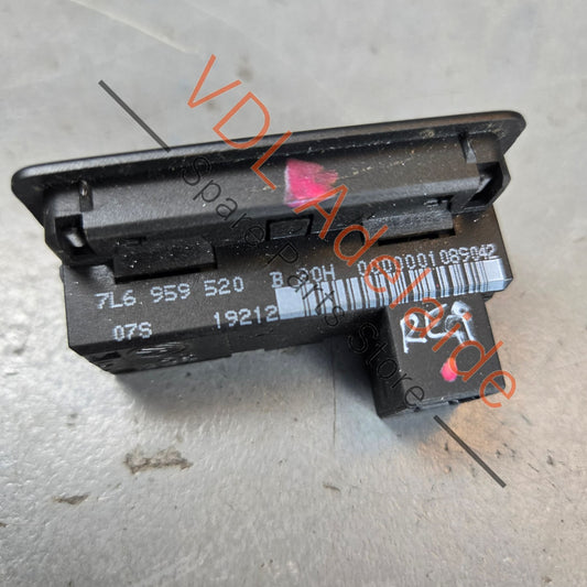 7L6959520B    VW Touareg 7P Switch Button for Rear Lid Tailgate Boot Actuation 7L6959520B