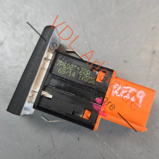 7P6927122A    VW Touareg 7P Switch Button for Parking Aid 7P6927122A