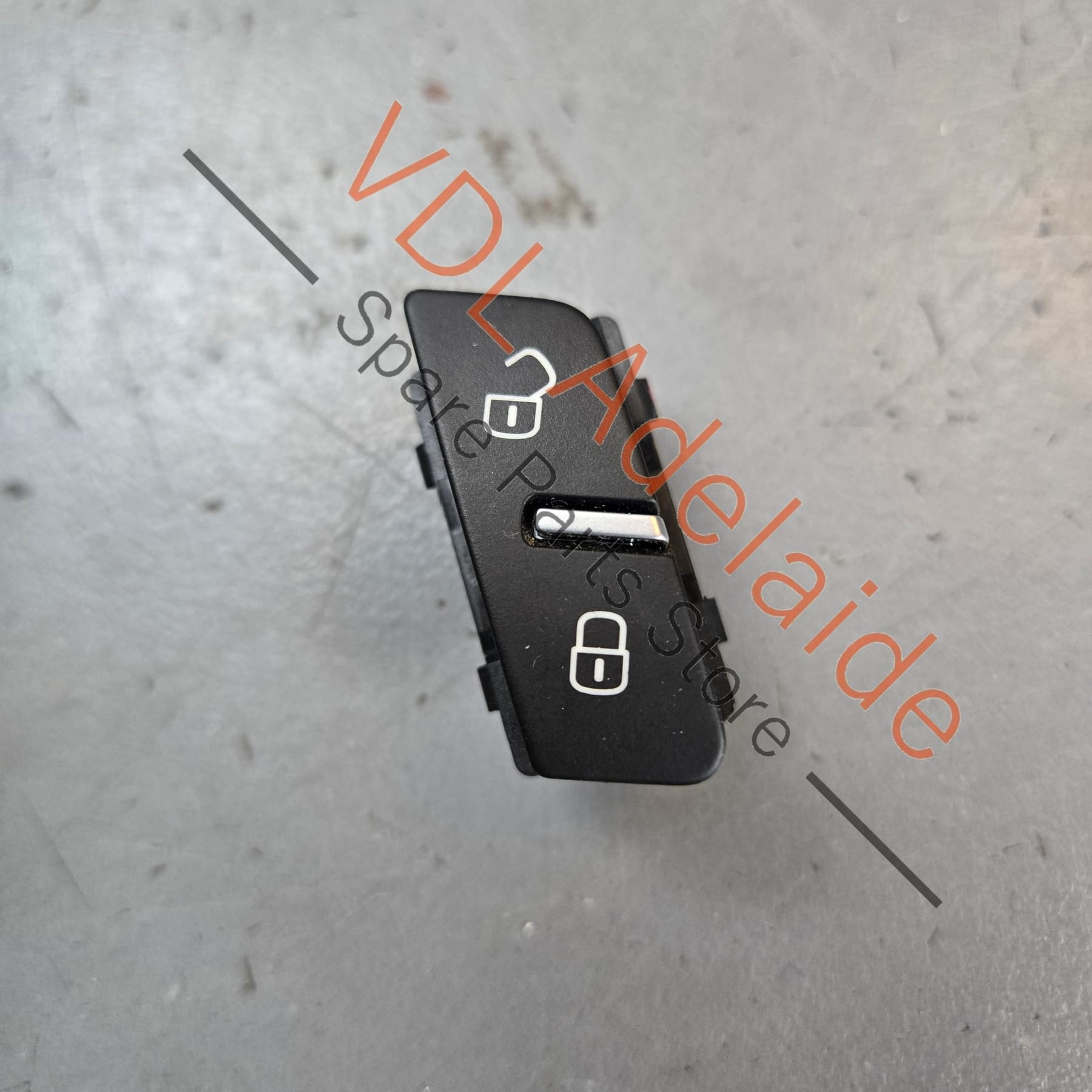 7P6962126A    VW Touareg 7P Safety Switch for Central Locking Right 7P6962126A