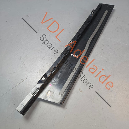 7P6837902B    VW Touareg 7P Front Right B-Pillar Exterior Trim 7P6837902B