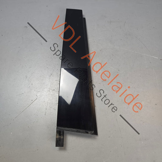 7P6839902C    VW Touareg 7P Rear Right B-Pillar Exterior Trim 7P6839902C