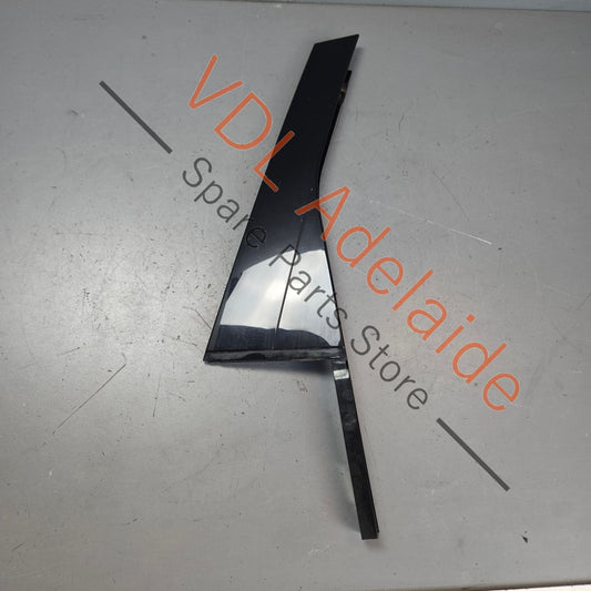 7P6839904C    VW Touareg 7P Rear Right Door Exterior Trim 7P6839904C
