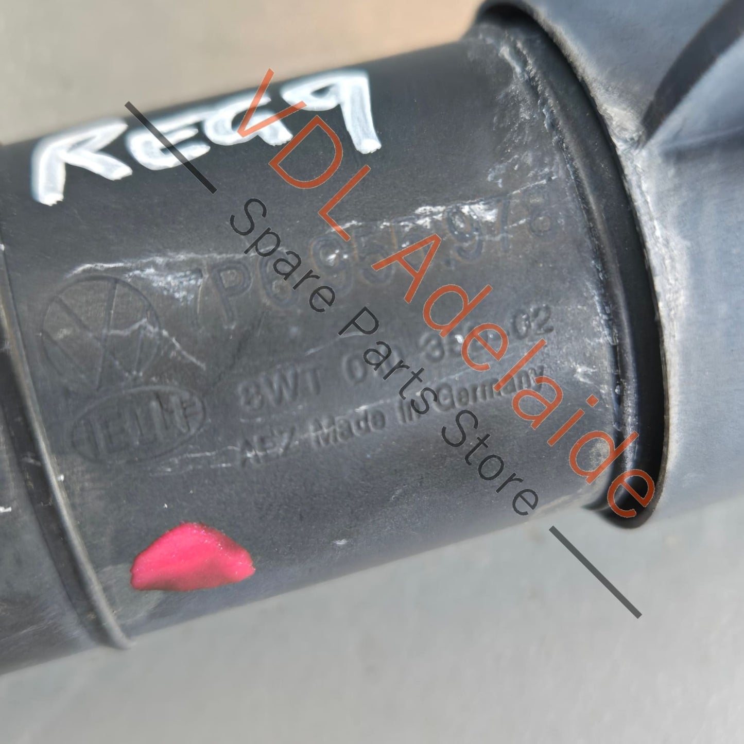 7P6955978 7P6955104   VW Touareg 7P Headlight Washer System Lift Cylinder Nozzle Right 7P6955978 7P6955104