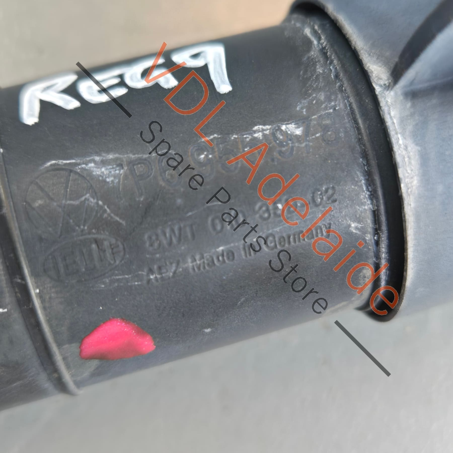 7P6955978 7P6955104   VW Touareg 7P Headlight Washer System Lift Cylinder Nozzle Right 7P6955978 7P6955104