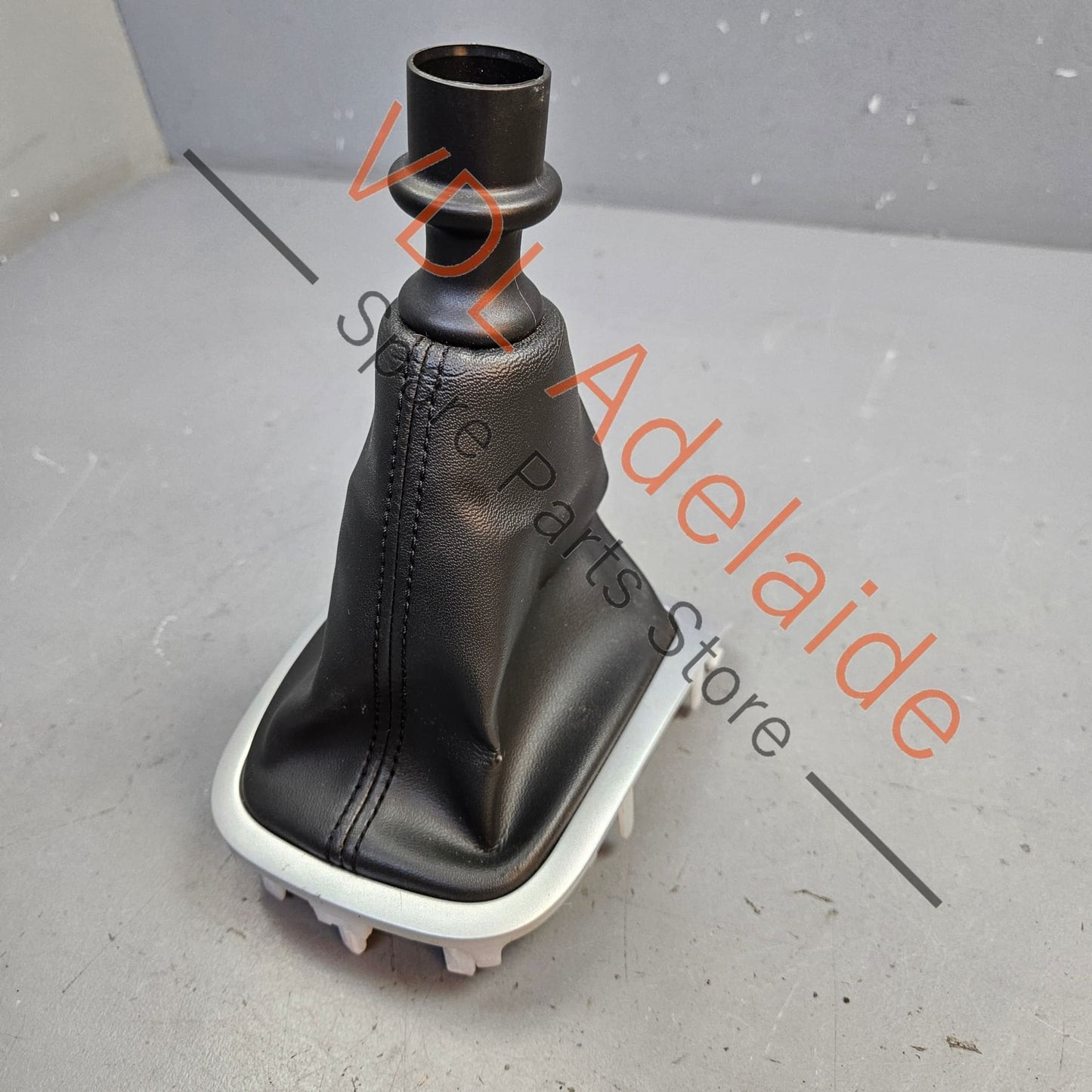 969350021R    Renault Gear Shifter Bellows Boot 959350021R