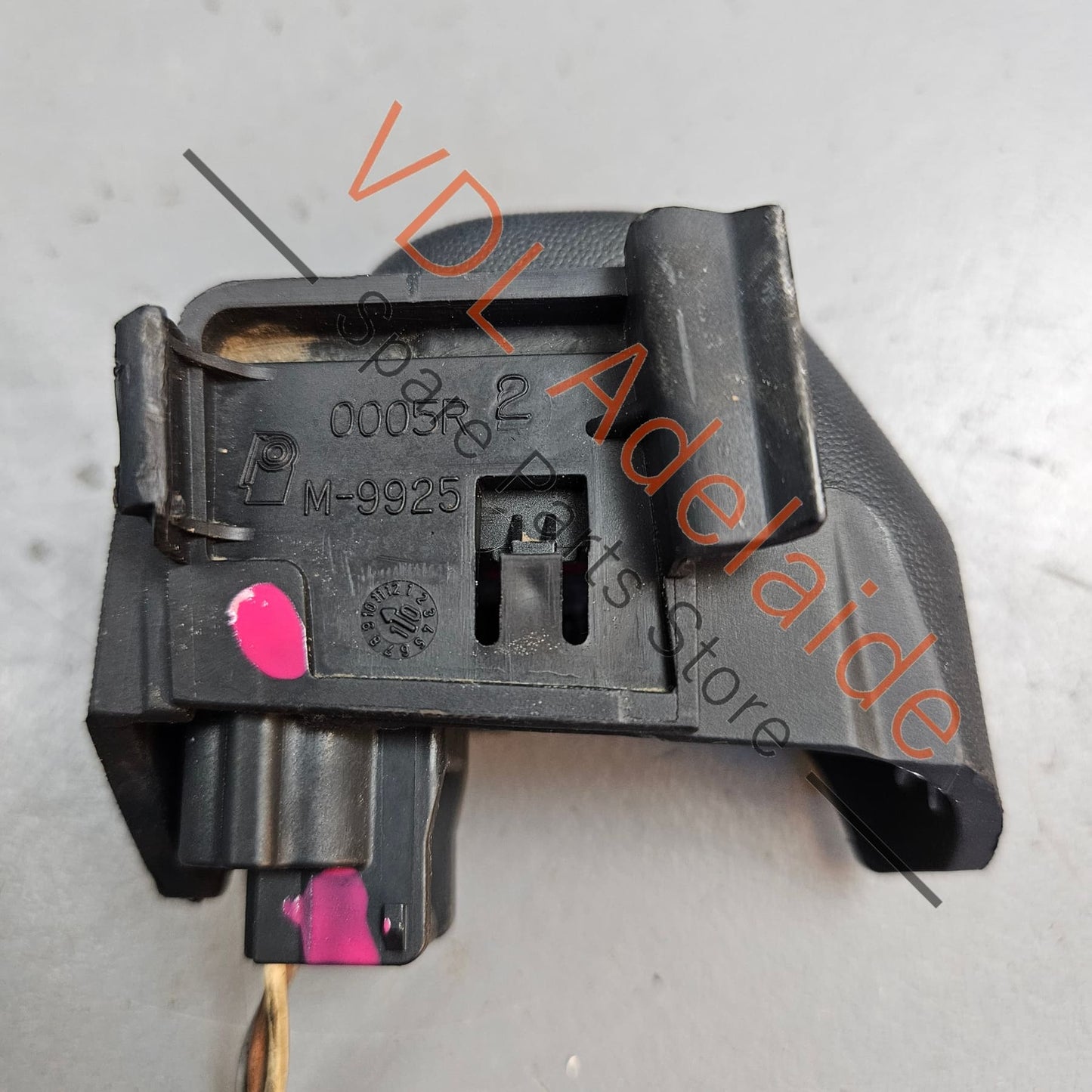 284525188R 284425707R 0005R  Renault Megane RS250 RS265 RS275 D95 Front Parking Sensor with Mounting Bracket 284525188R 284425707R 0005R