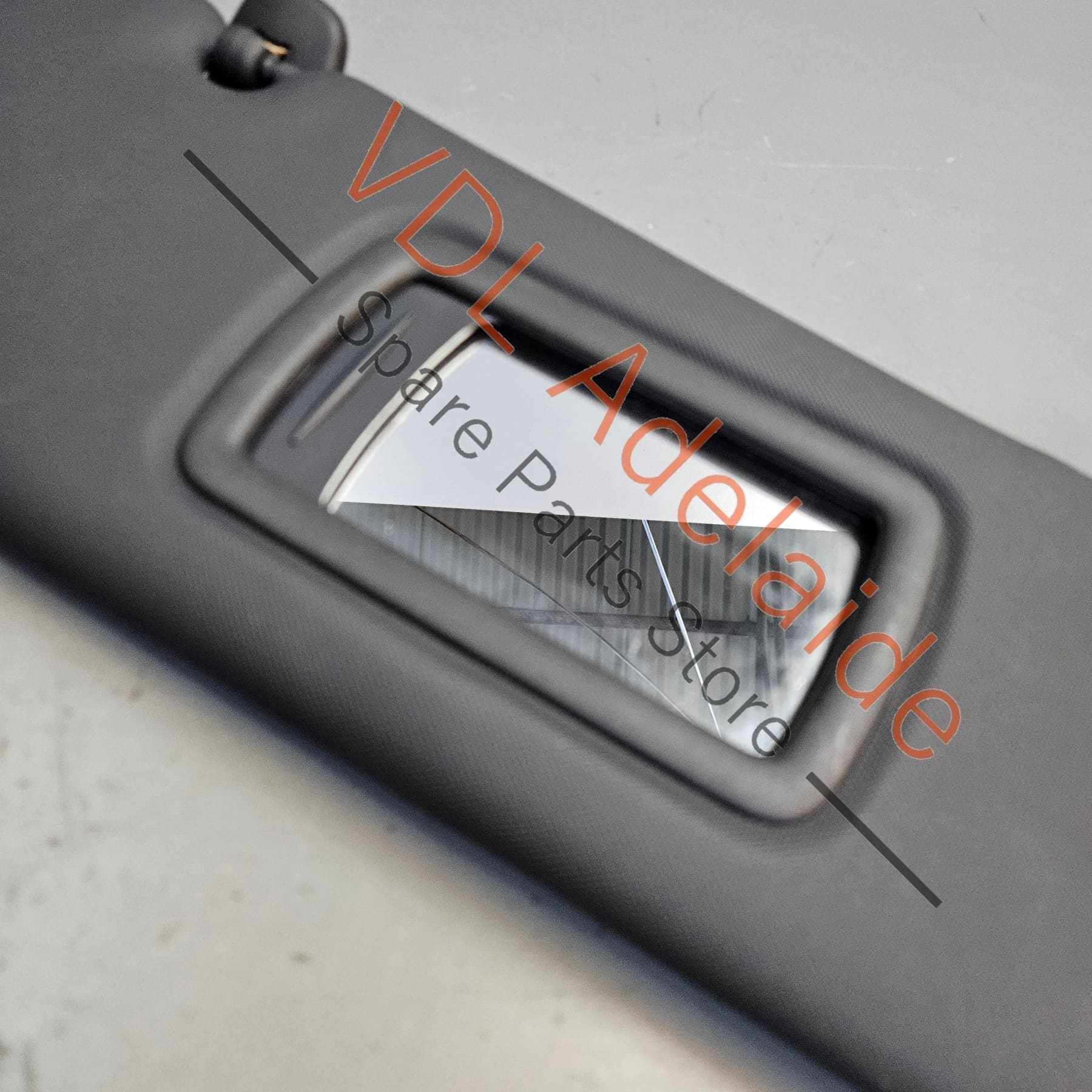 964006023R    Renault Megane Right Sun Visor 964006023R