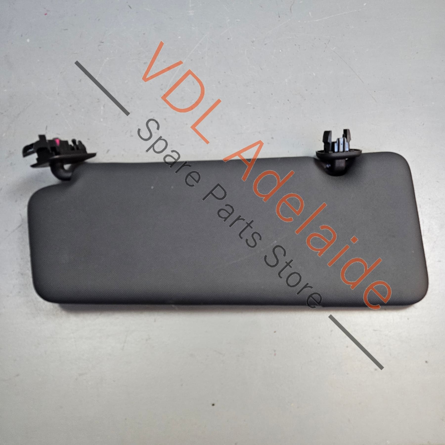 964006023R    Renault Megane Right Sun Visor 964006023R