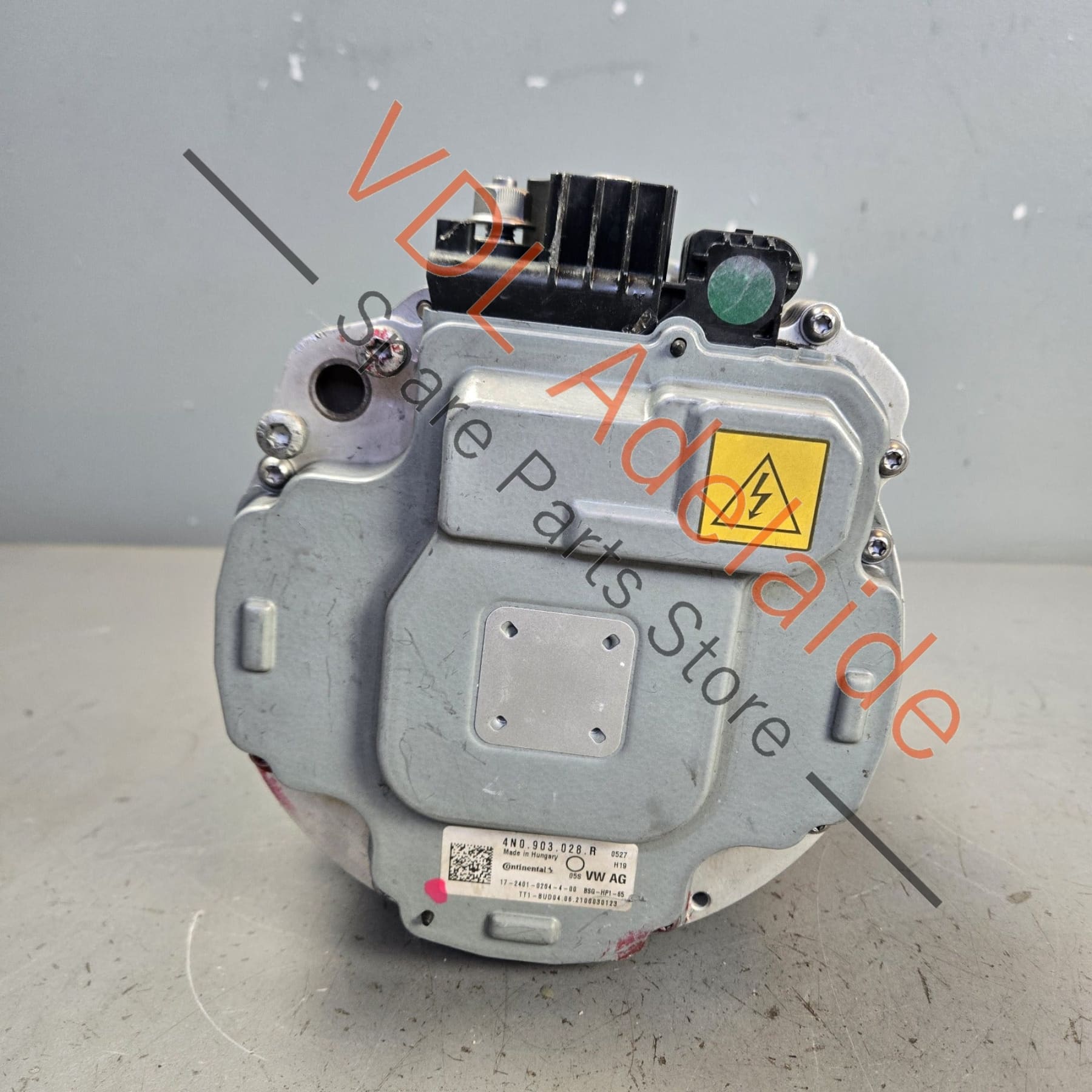 4N1903028B 4N0903028T    Audi RS6 RS7 RSQ8 VW 48V MHEV Alternator 4N1903028B 4N0903028T only 30xxxkm