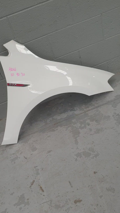 Volkswagen Golf MK7 7.5 Front Right Fender Mud Guard Wing Panel in White Incl GTI badge