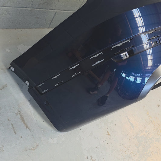 Bentley Bentayga 4V Rear Bumper Cover & Diffuser