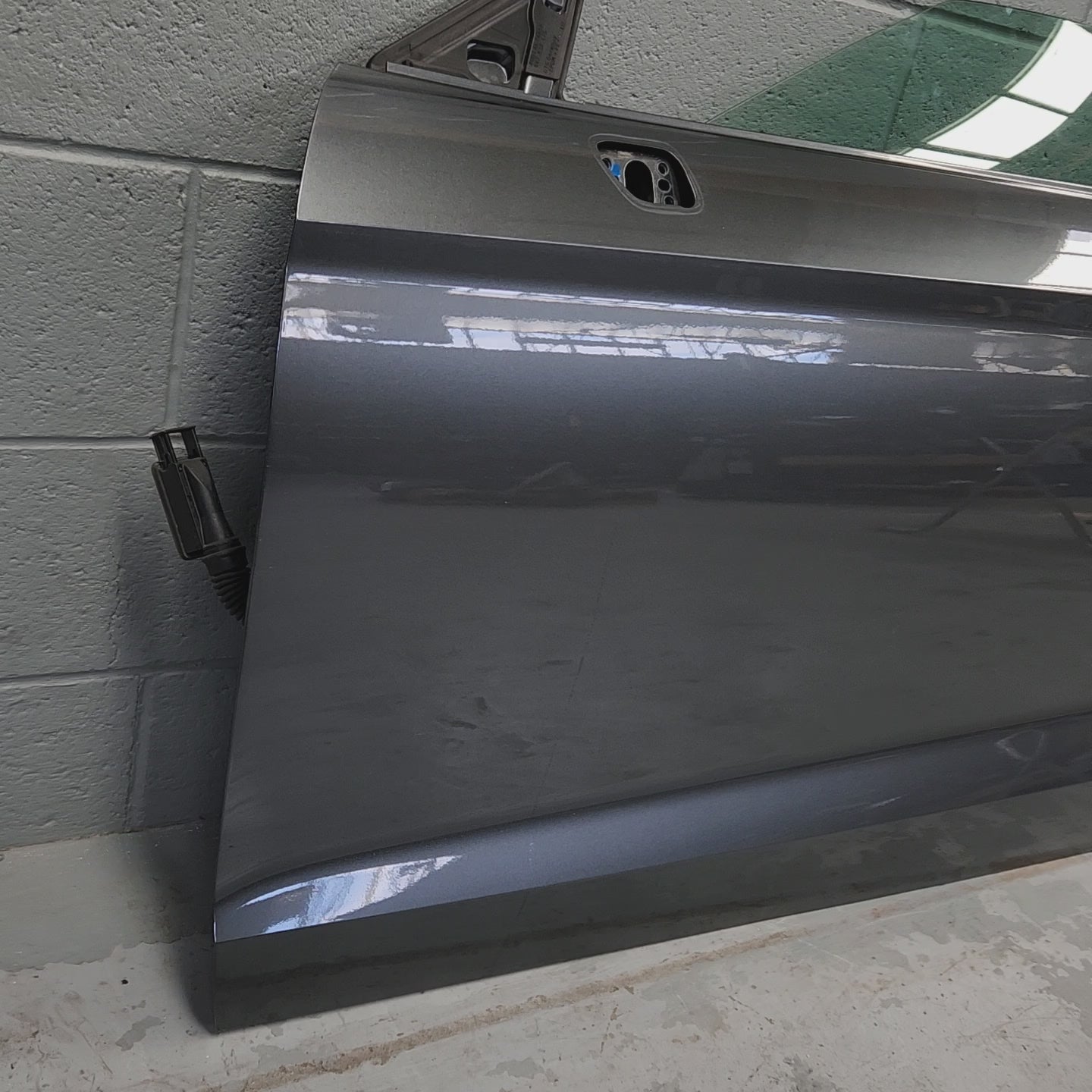 8V7831051 8V7845201 Audi A3 S3 8V 2013-2020 Cabrio Convertible Left Side Door Panel Shell with Glass