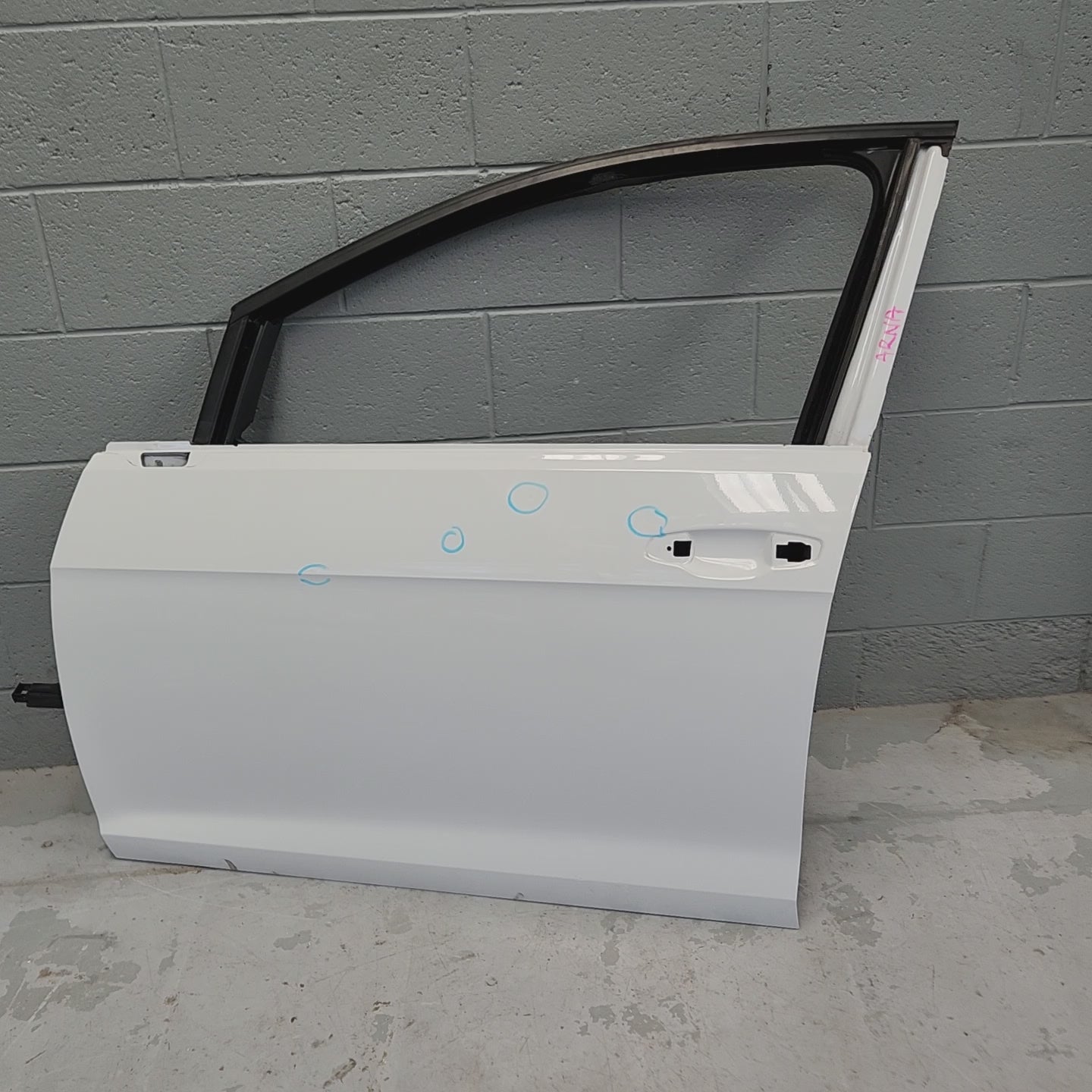 5G4831055AS 5G4845201B   VW Golf MK7 Front Left Door Shell Panel 5G4831055AS Pure White 0Q C9A