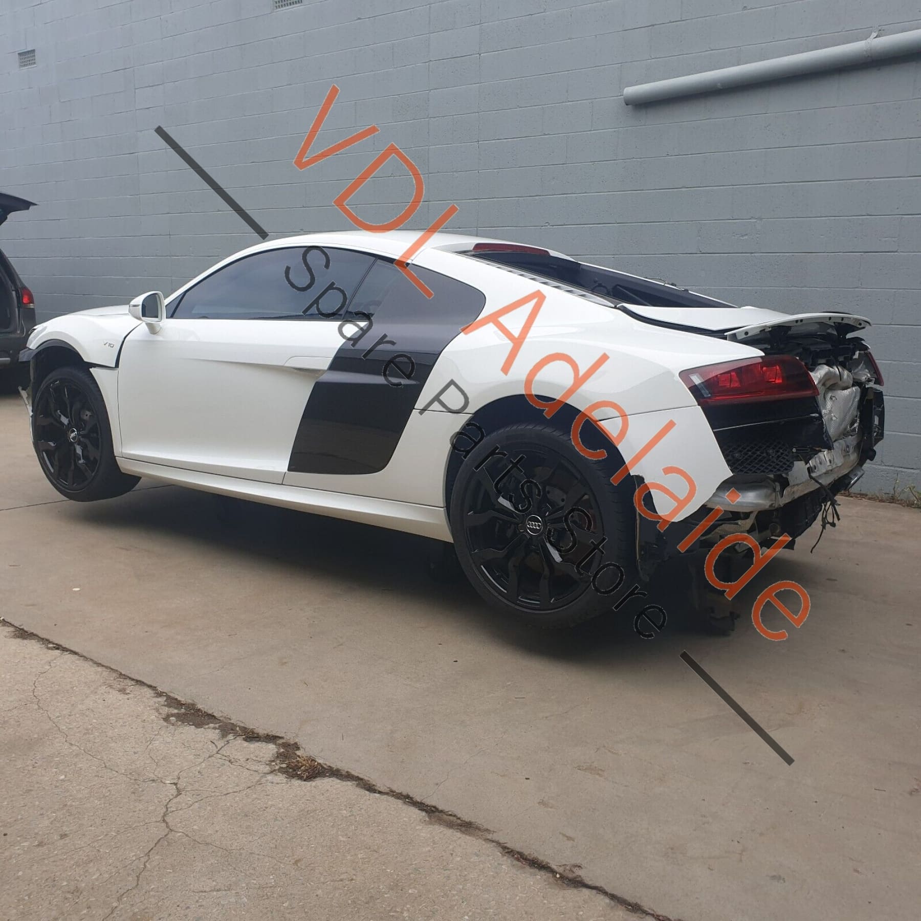 Audi R8 422 2006-2015 Front Left Door Shell Panel incl Glass 420831051C 420845201A