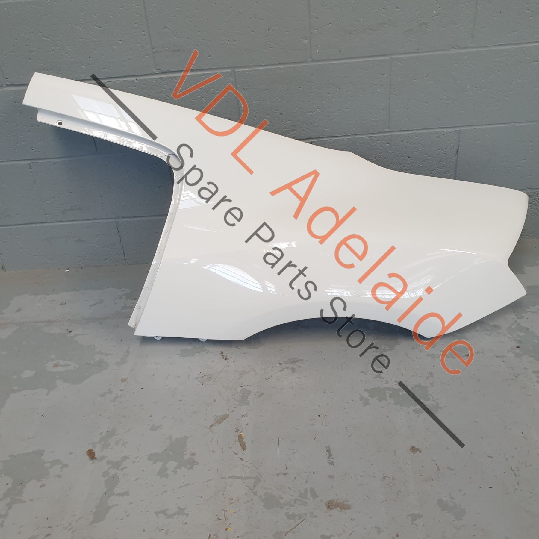 Audi R8 422 Rear Left Side Quarter Panel Fender Mud Guard Wing 420809603