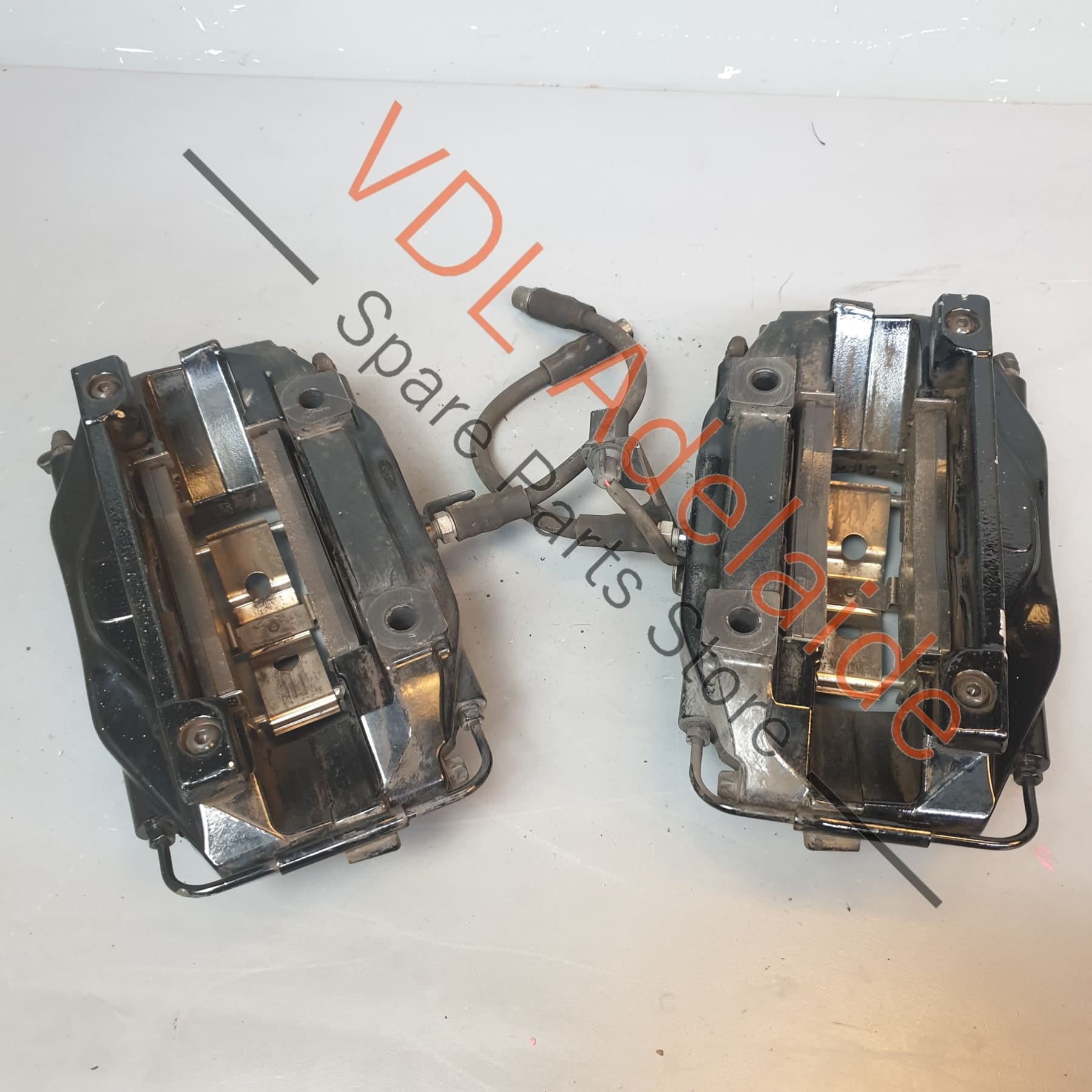 Audi R8 42 Pair of Rear Brake Caliper Calipers Brembo 4 Piston suit 356x32mm