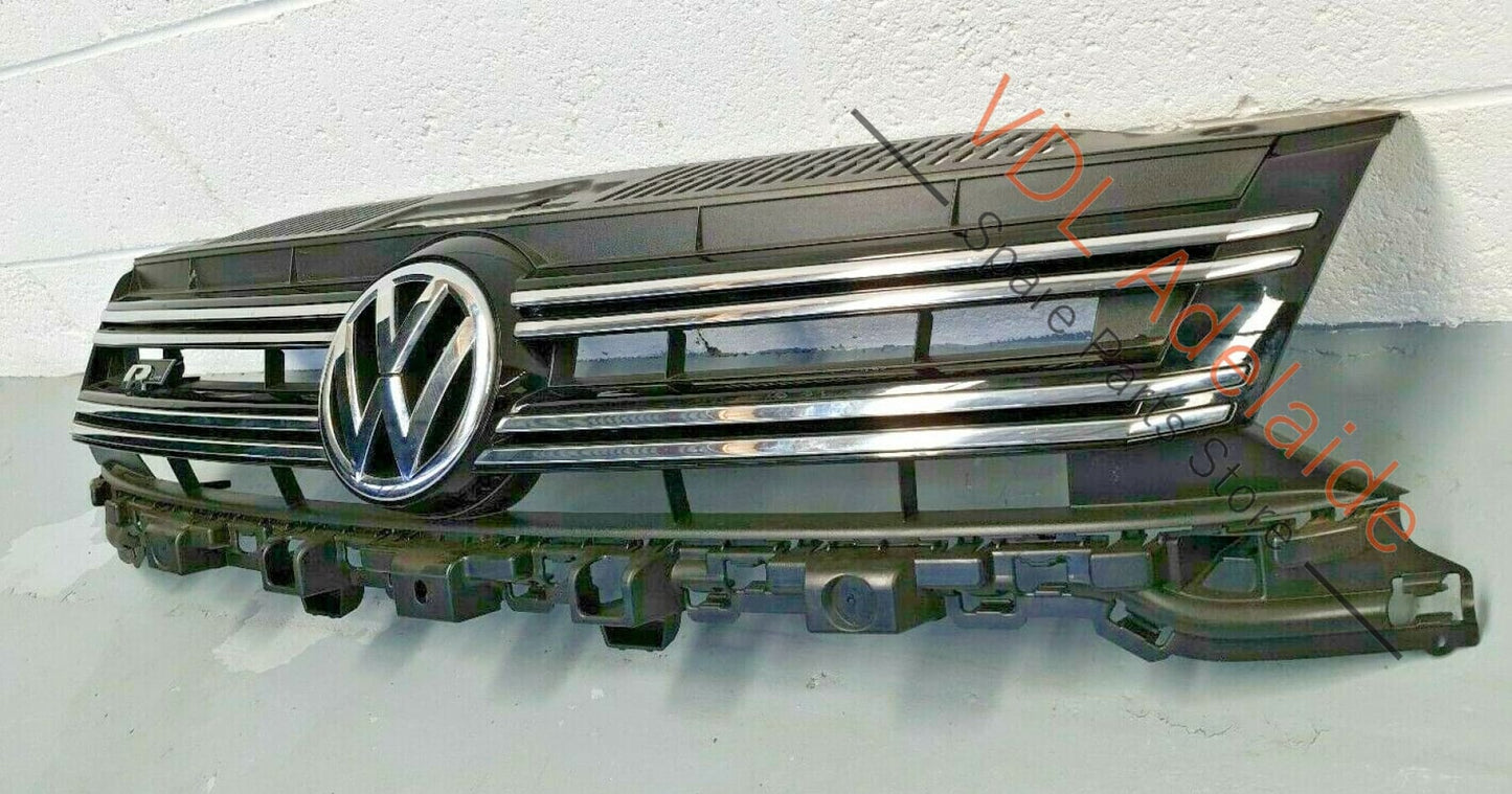 Volkswagen VW Tiguan R 5N Grille Assembly with Badges 5N0853653E JES 5N0853653E