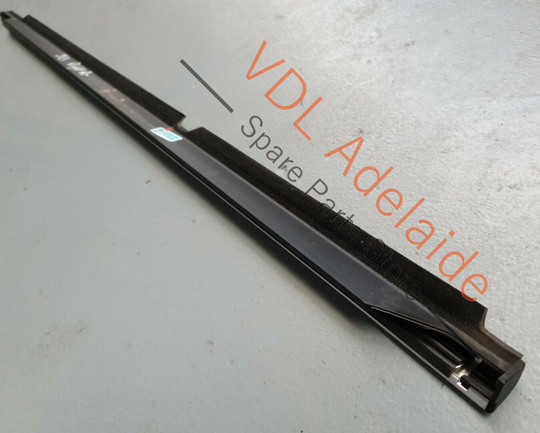 VW Tiguan R 5N Right Rear Window Door Chrome Trim Molding Weather Strip Seal JES 5N0839476D3Q7