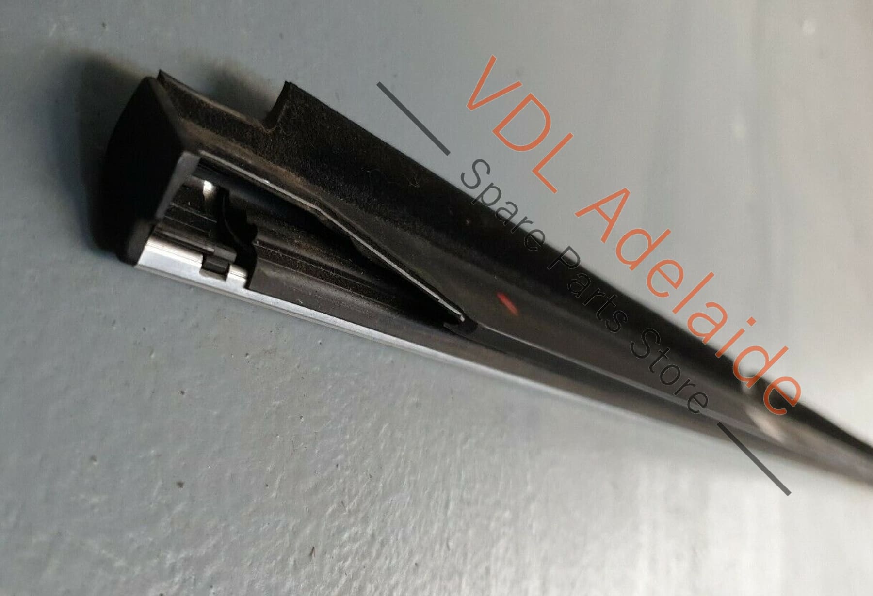 VW Tiguan R 5N Left Rear Window Door Chrome Trim Molding Weather Strip Seal JES 5N0839475D3Q7