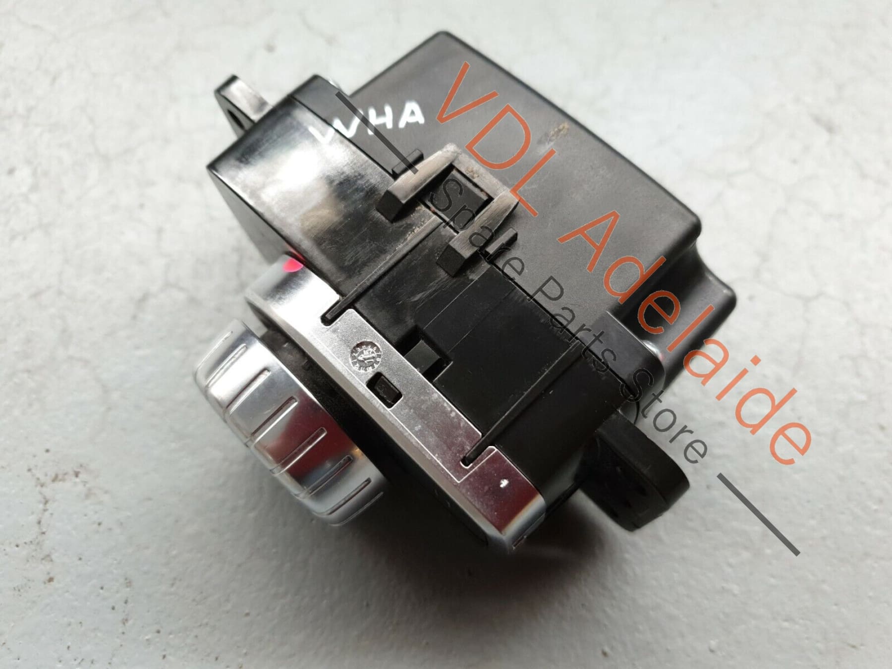 Mercedes C117 CLA45 iDRIVE Combination Radio Navigation Switch A2469005615 WHA1 A2469005615