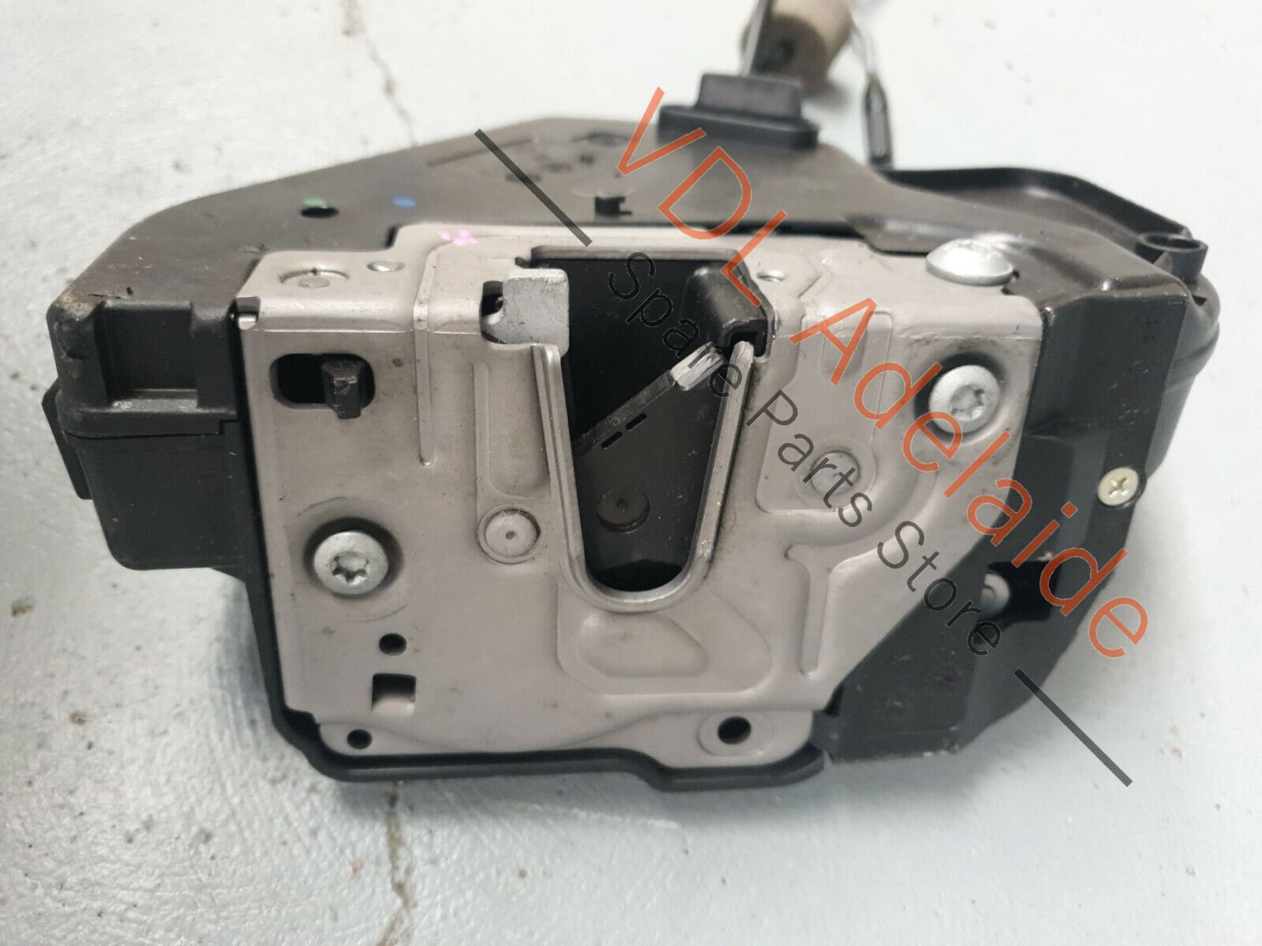 Mercedes Benz W219 C219 CLS Class Left Rear Door Lock Mechanism Actuator JAK1 2197300135