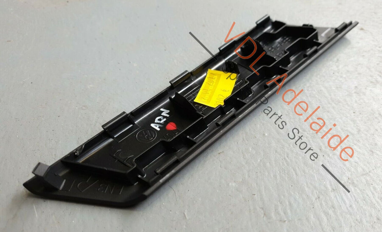 VW Golf Mk7 Right Side Interior Door Handle Inlay Trim 5G0868040A ARN1 5G0868040A