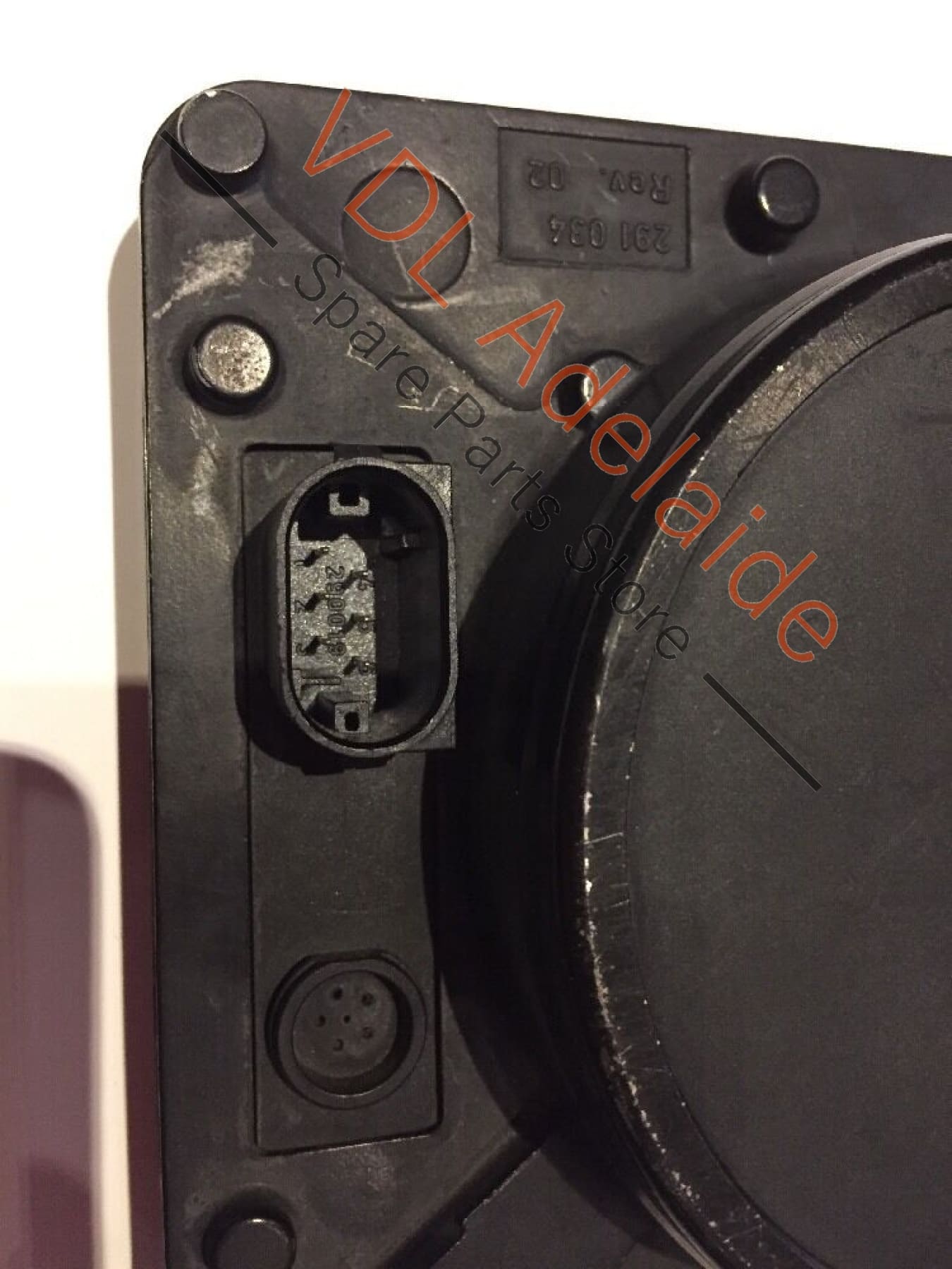 Mercedes Benz W164 Distronic Distance Cruise Control Radar LU A2165402945 ROB A2165402945