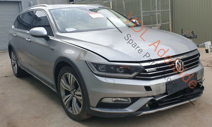 VW Passat B8 3G Rear Right Exterior Door B-Pillar Black Trim 3G0839902T PAT2 3G0839902T