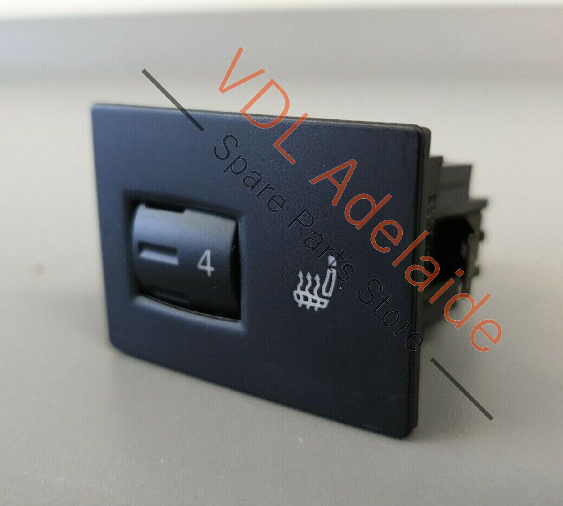 Volkswagen VW Touareg 7L Left Side Rear Back Seat Heater Switch 7L6963569C REG4 7L6963569C