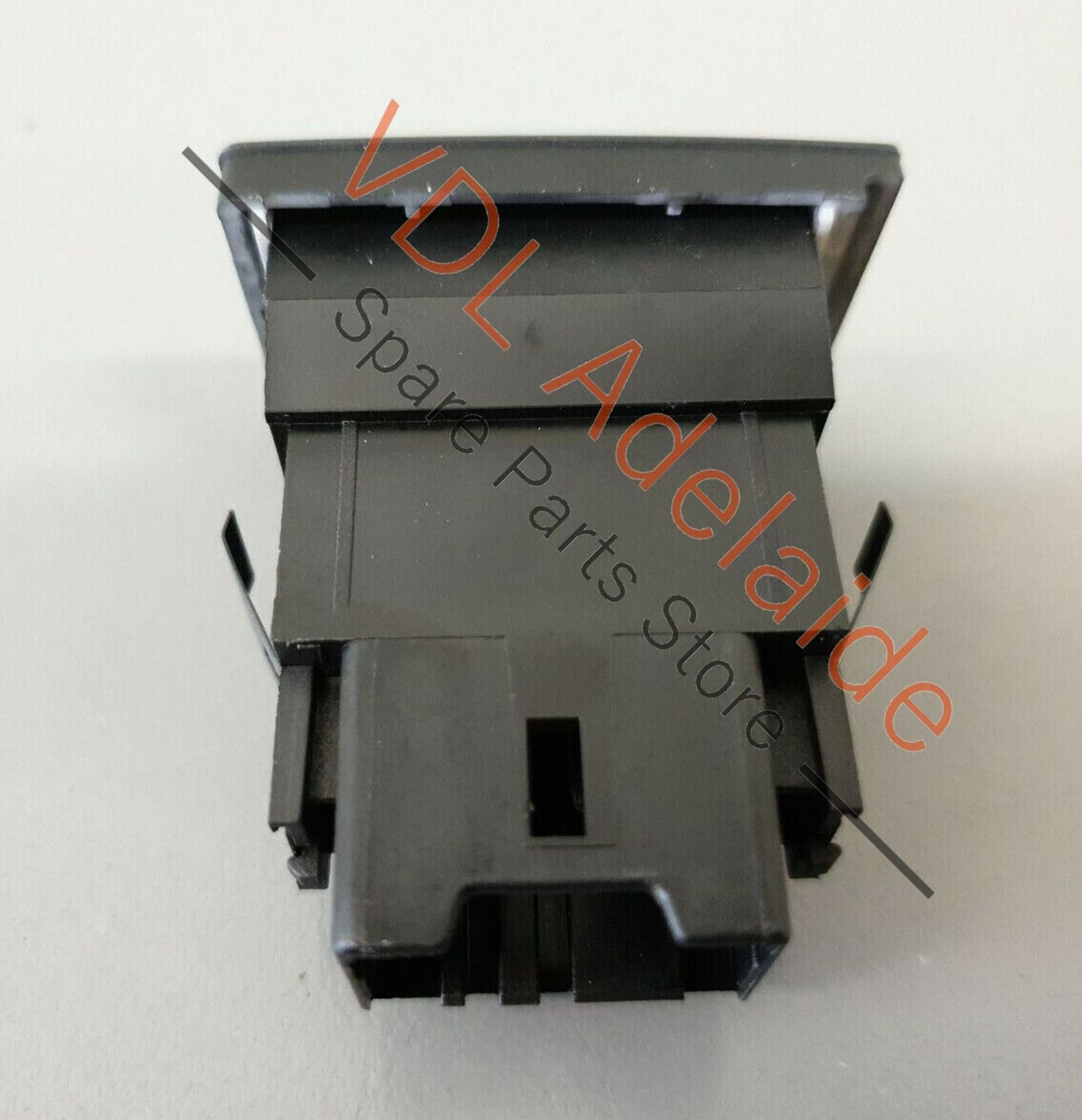 Volkswagen VW Touareg 7L Left Side Rear Back Seat Heater Switch 7L6963569C REG4 7L6963569C