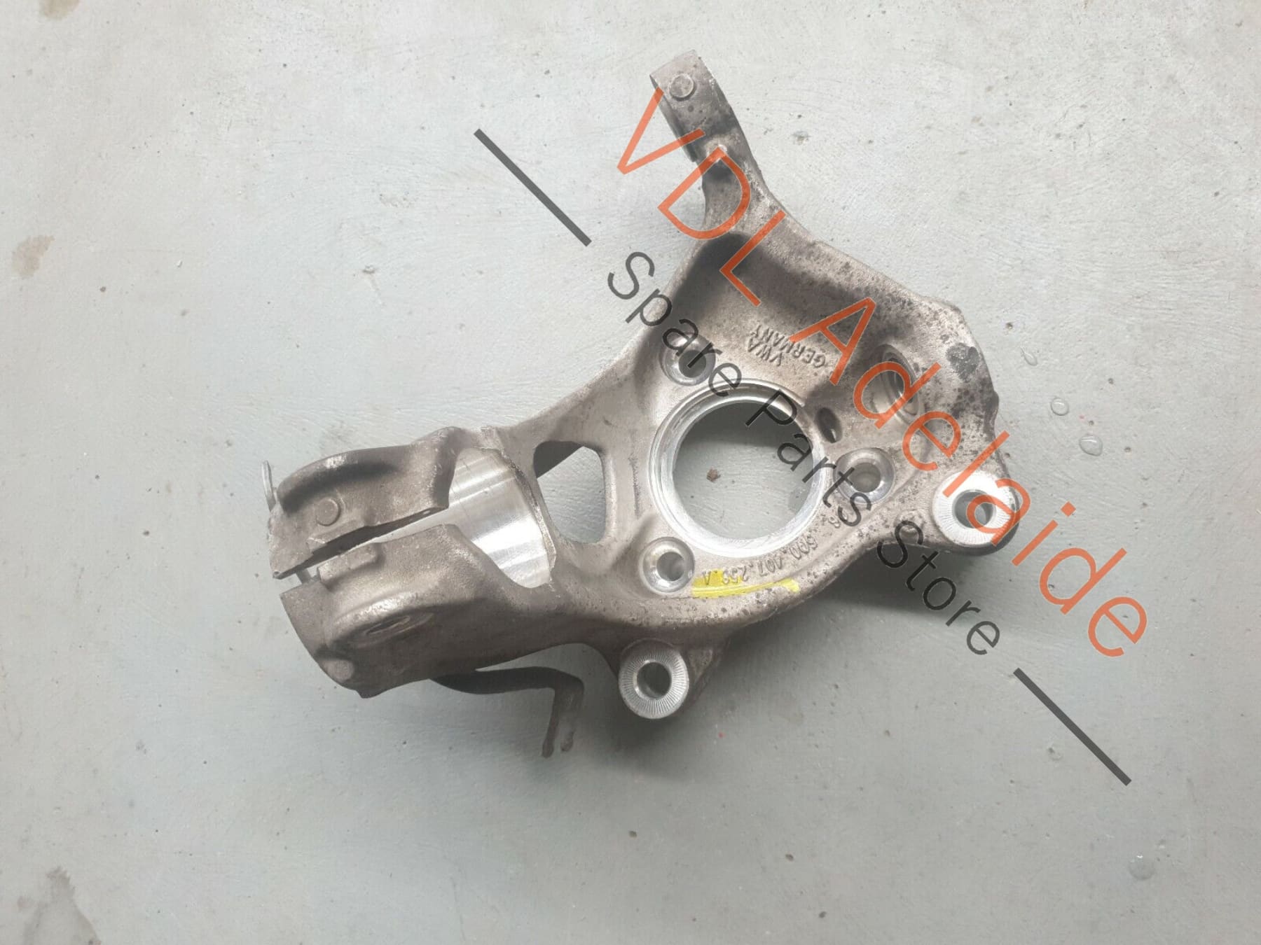 VW Passat B8 Golf MK7 Front Right Wheel Bearing Housing Carrier 5Q0407254A PAT4 5Q0407254A