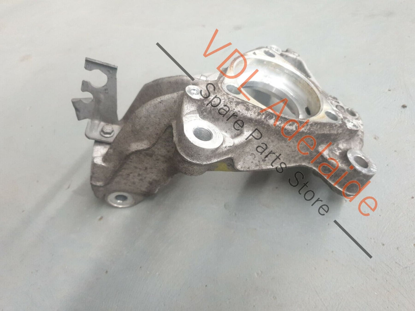 VW Passat B8 Golf MK7 Front Left Wheel Bearing Housing Carrier 5Q0407253A PAT4 5Q0407253A