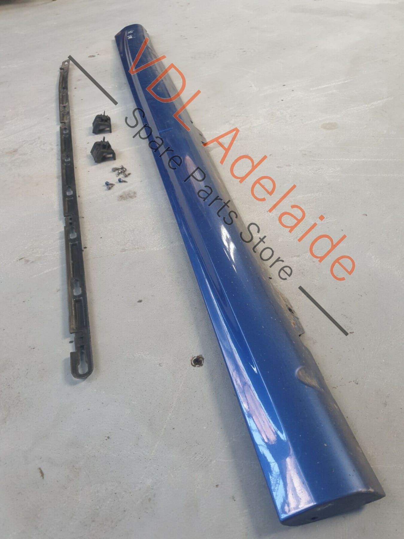 VW Golf R Mk6 Left Sideskirt Side Skirt Sill Trim Moulding Rising Blue LR5Z HOU3