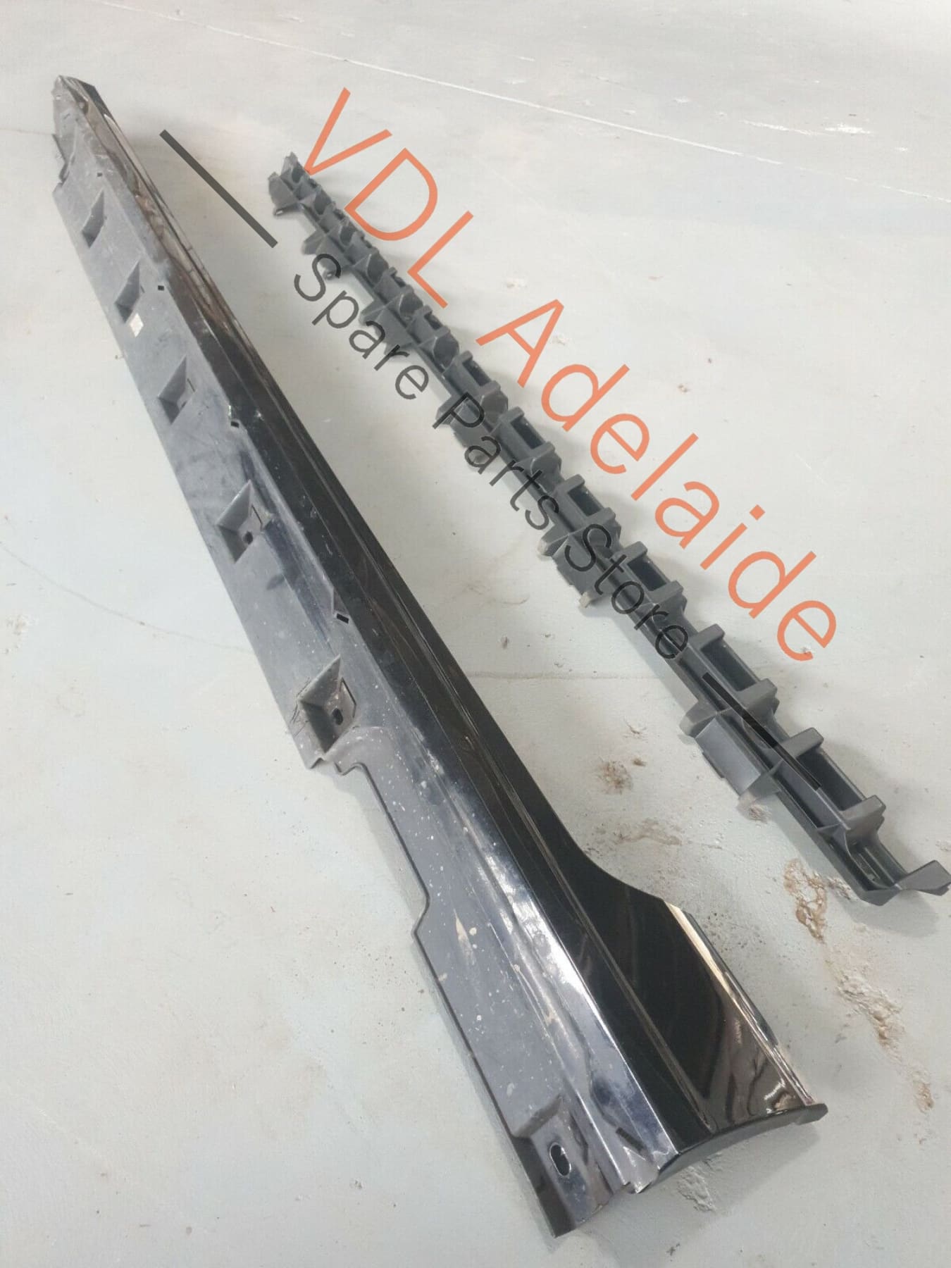 VW Passat R-Line Estate B8 3G Left Sideskirt Side Skirt Sill Moulding LC9X PAT4 3G0853857E